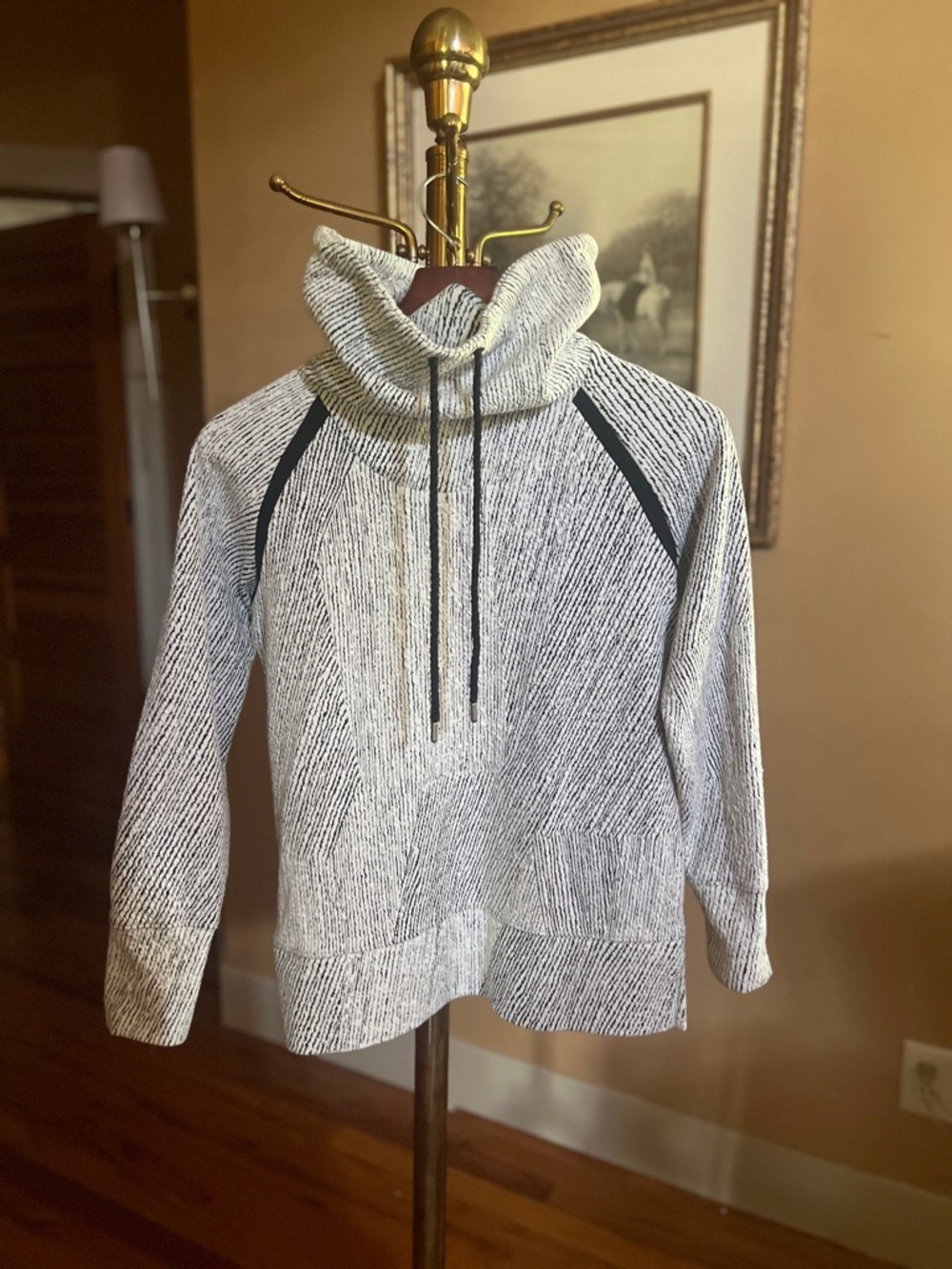 Cozy High-Neck Drawstring Sweater - Ice White/Black